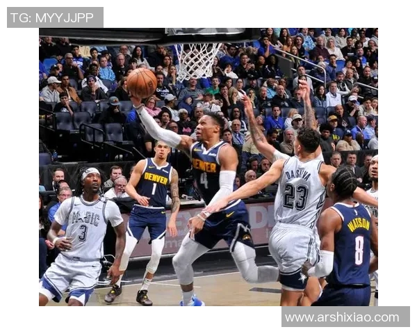 掘金净效率领跑联盟，雷霆马刺防守强势，火箭进攻提升