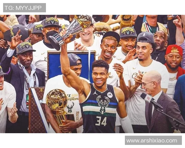 霸气，勇士队大胜雄鹿队后，格林在媒体面前朗读了母亲的励志短信